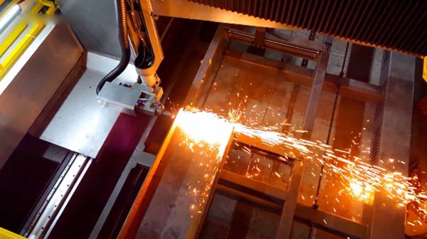 ���ָּ����и�