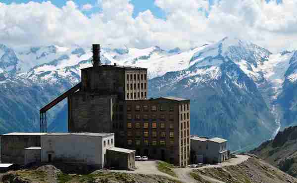 ��ҵ��ˮ���ڸߺ��ε��������з���ʲô����?��ôӦ��?